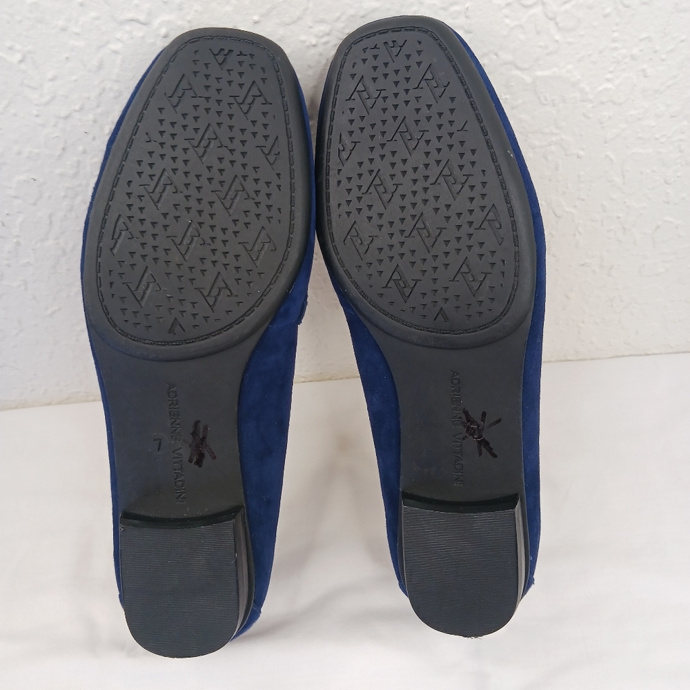 Slip On Loafers Shoes 7 Adrienne Vittadini Blue Suede Gold Chain Detail - Picture 10 of 11